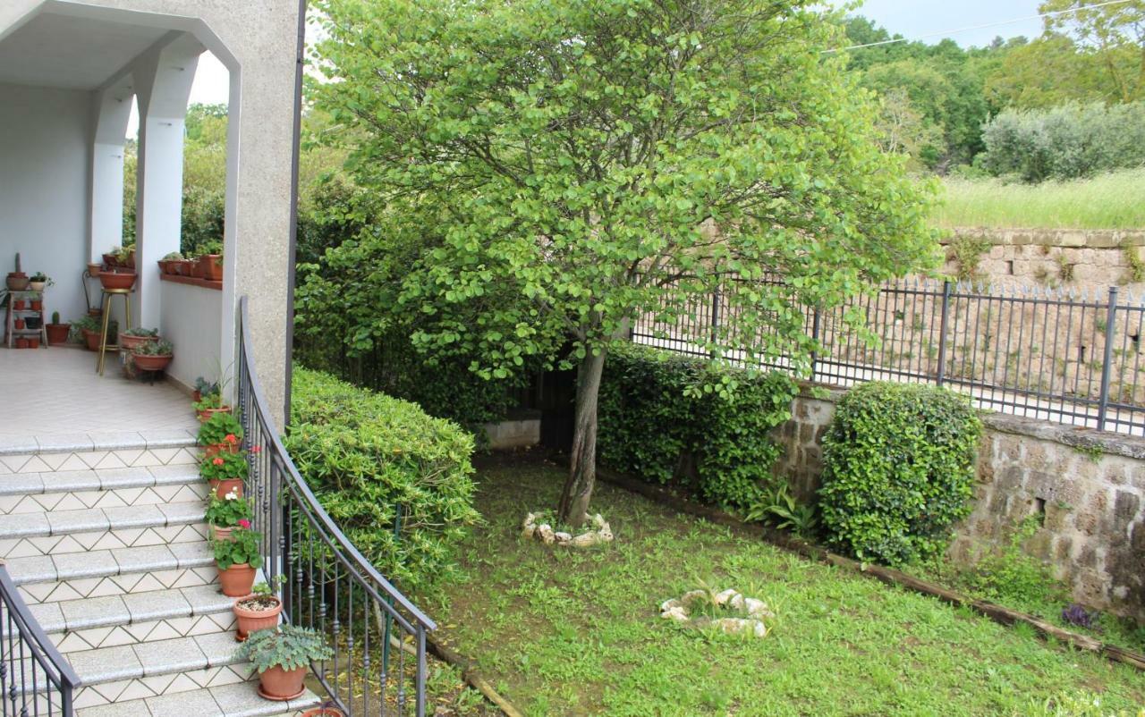 Libro Di Sogni - B&B Letterario Caserta Vecchia Eksteriør billede
